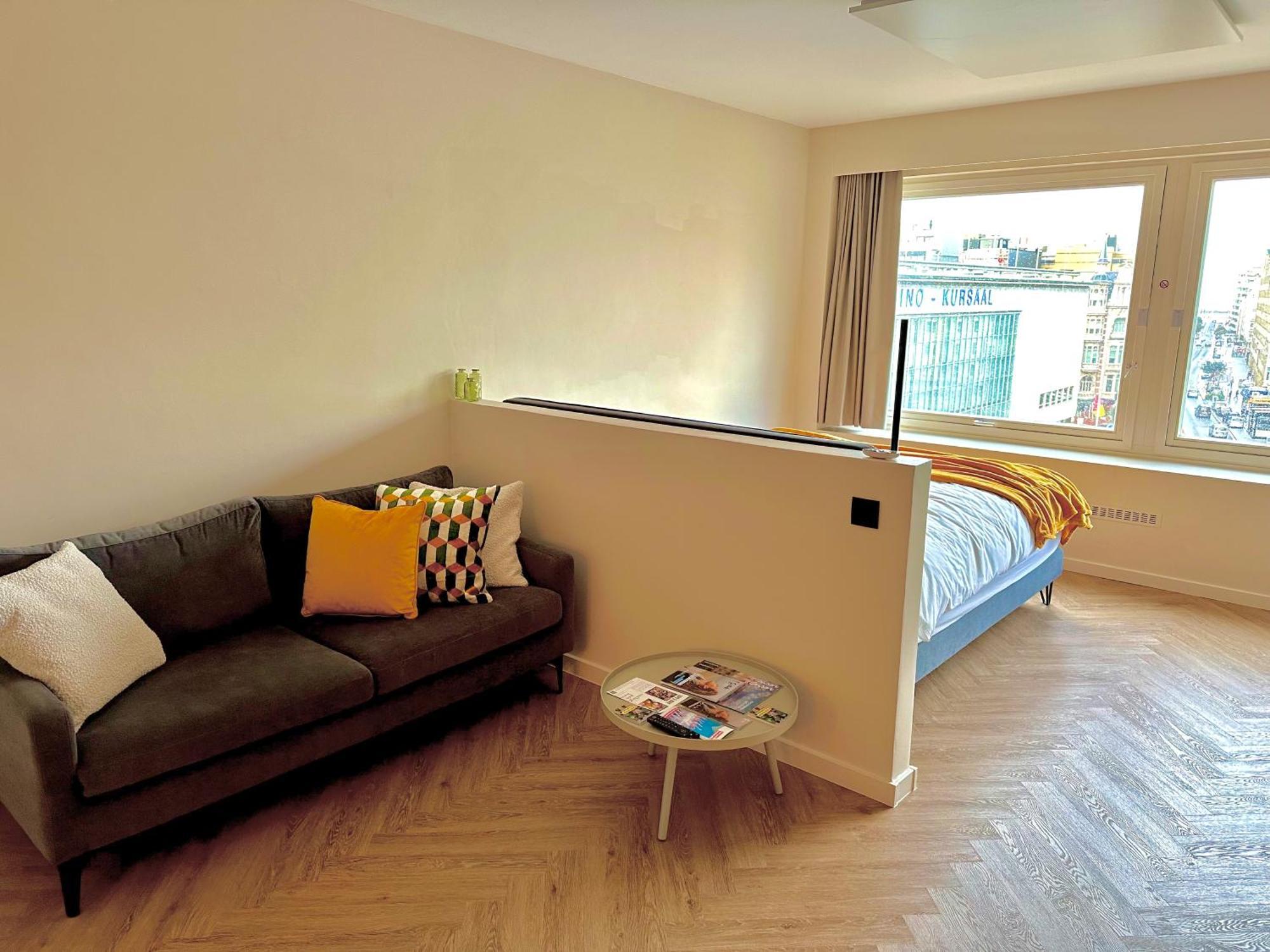 Studio By Aimee - 20M From The Beach & In City Centre! Oostende Exteriör bild