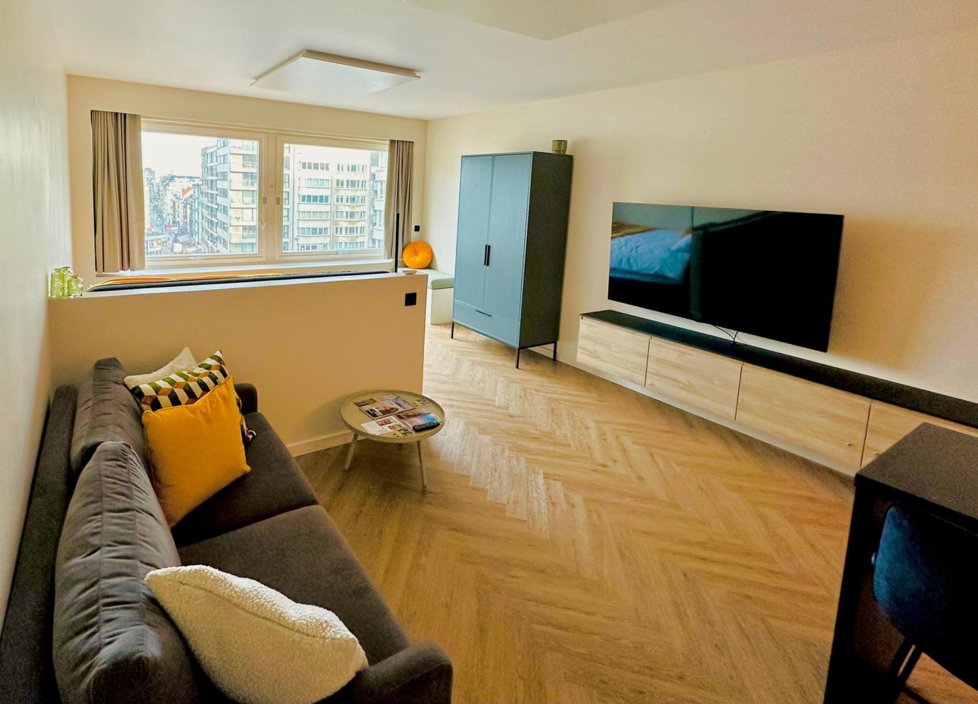 Studio By Aimee - 20M From The Beach & In City Centre! Oostende Exteriör bild