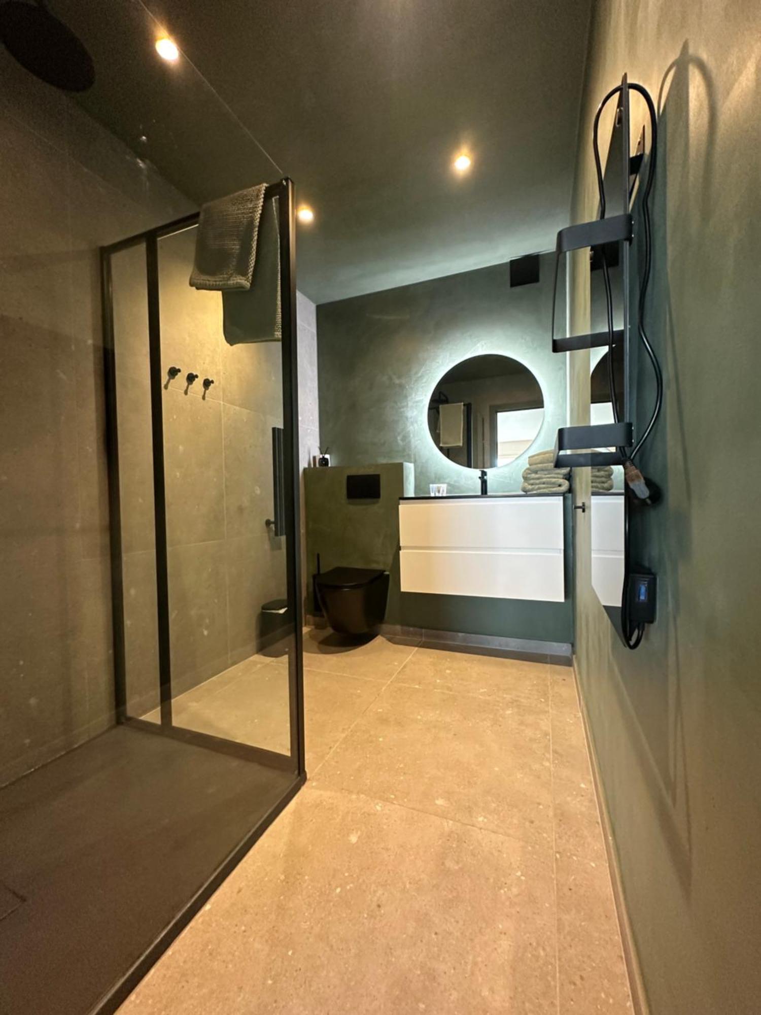 Studio By Aimee - 20M From The Beach & In City Centre! Oostende Exteriör bild